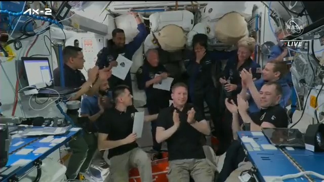 #ICYMI: The SpaceX Dragon Freedom crew ship docked to the station at 9:12am ET on Monday bringing four #Ax2 private astronauts from Axiom Space to the orbital outpost. More...