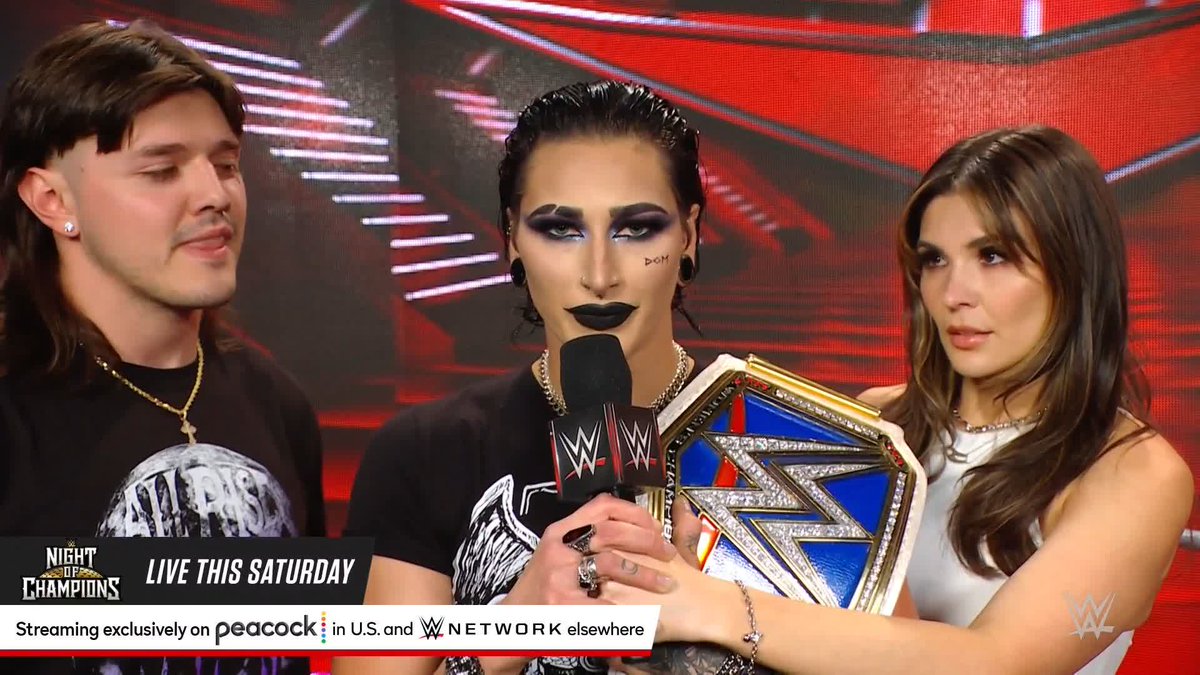 Well this just got VERY interesting! 👀 #WWERaw