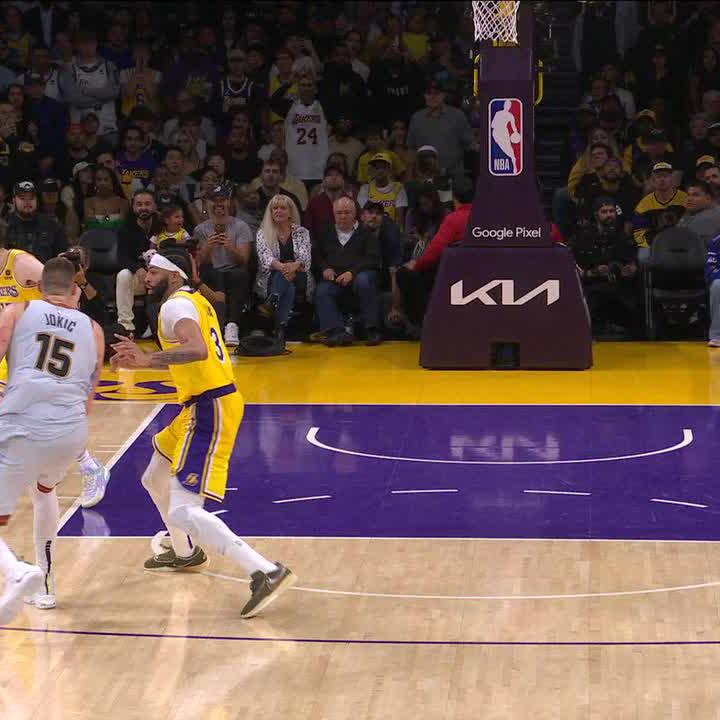 What a tough shot by Jokic 😮‍💨