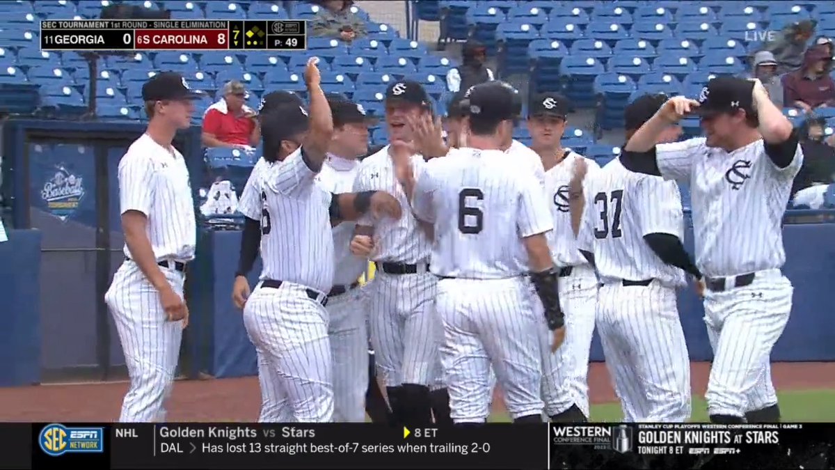 Have a day, Will Tippett! 😤 Clears the bases with a drive to the gap! @GamecockBasebll x #SECTourney on SEC Network