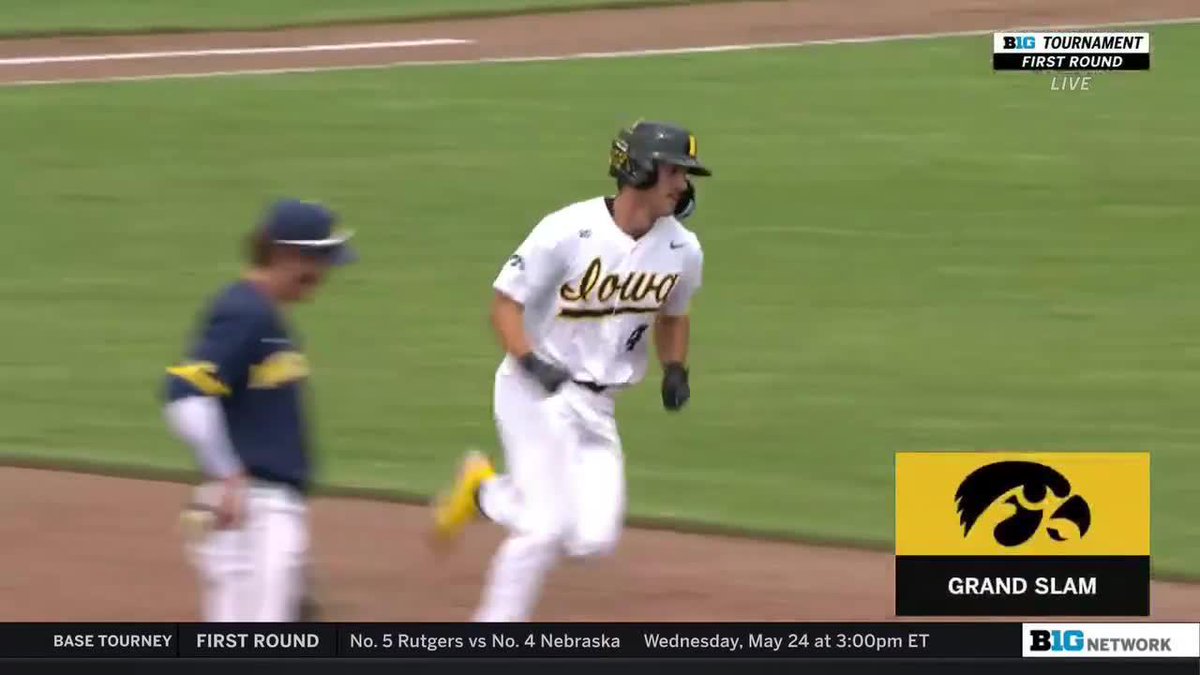 𝐇𝐄 𝐆𝐎𝐓 𝐀𝐋𝐋 𝐎𝐅 𝐓𝐇𝐀𝐓 brayden frazier goes 373 feet for our ninth grand slam of the year!!!! #Hawkeyes