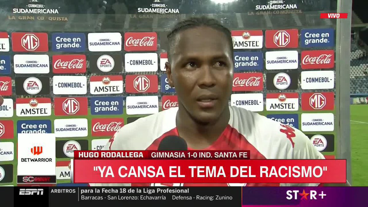 LAMENTABLE: OTRO EPISODIO DE RACISMO EN EL FÚTBOL PROFESIONAL. Tras el partido de CONMEBOL #Sudamericana en Argentina, Hugo Rodallega denunció actos racistas en el Bosque de Gimnasia. 🗣️ "QUE TE LLAMEN MONO, NEGRO... ES UNA FALTA DE RESPETO" 🗣️ "EN BOGOTÁ LOS TRATAMOS BIEN"