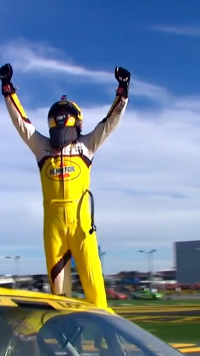 It’s Joey Logano's Birthday! Like this tweet to wish him Happy Birthday.