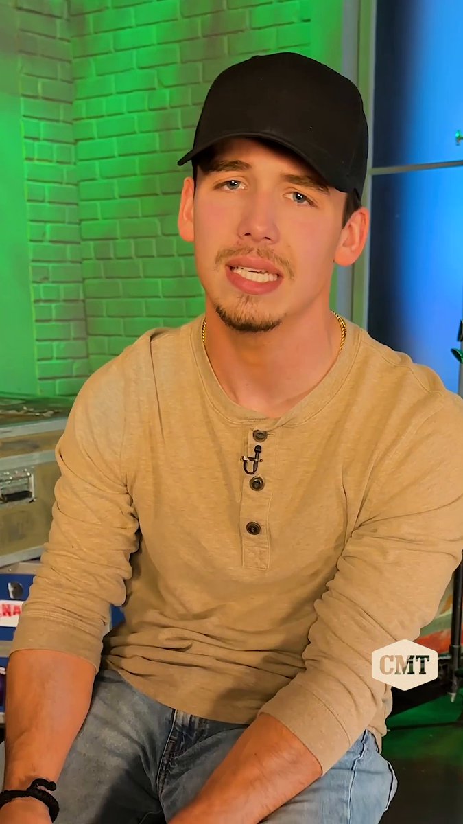Pick a song? Noah Thompson's got it covered! 👏 🎤