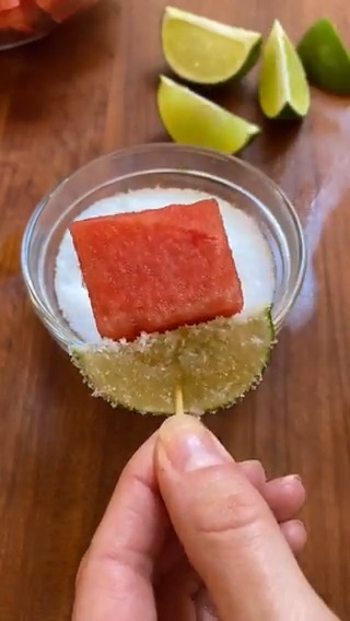 These Watermelon Tequila Shots will make your long weekend 100x better❗🍉❗ Get the recipe: 🎥: @gourmet_gab