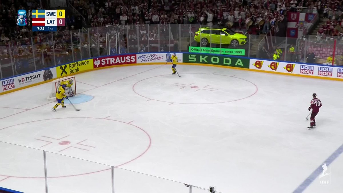 🇱🇻 Dans Locmelis with his first goal of the tournament puts LV Hokeja federācija on the board! #IIHFWorlds #SWELAT