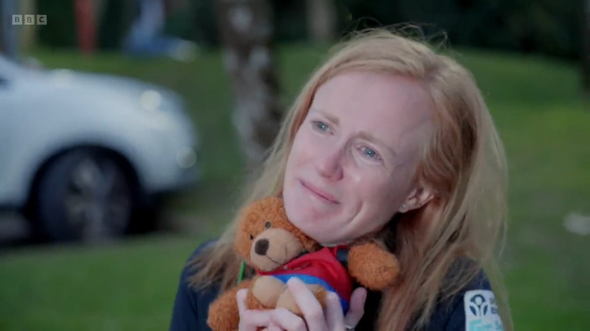We're celebrating the incredible Kim from Romsey who has been making a splash in the Crohns community! 🏊♀️ To help us give Kim #OneBigThankYou we enlisted Matty Lee 𝐌𝐁𝐄 for an extra special surprise! 👏 #TheOneShow 👉