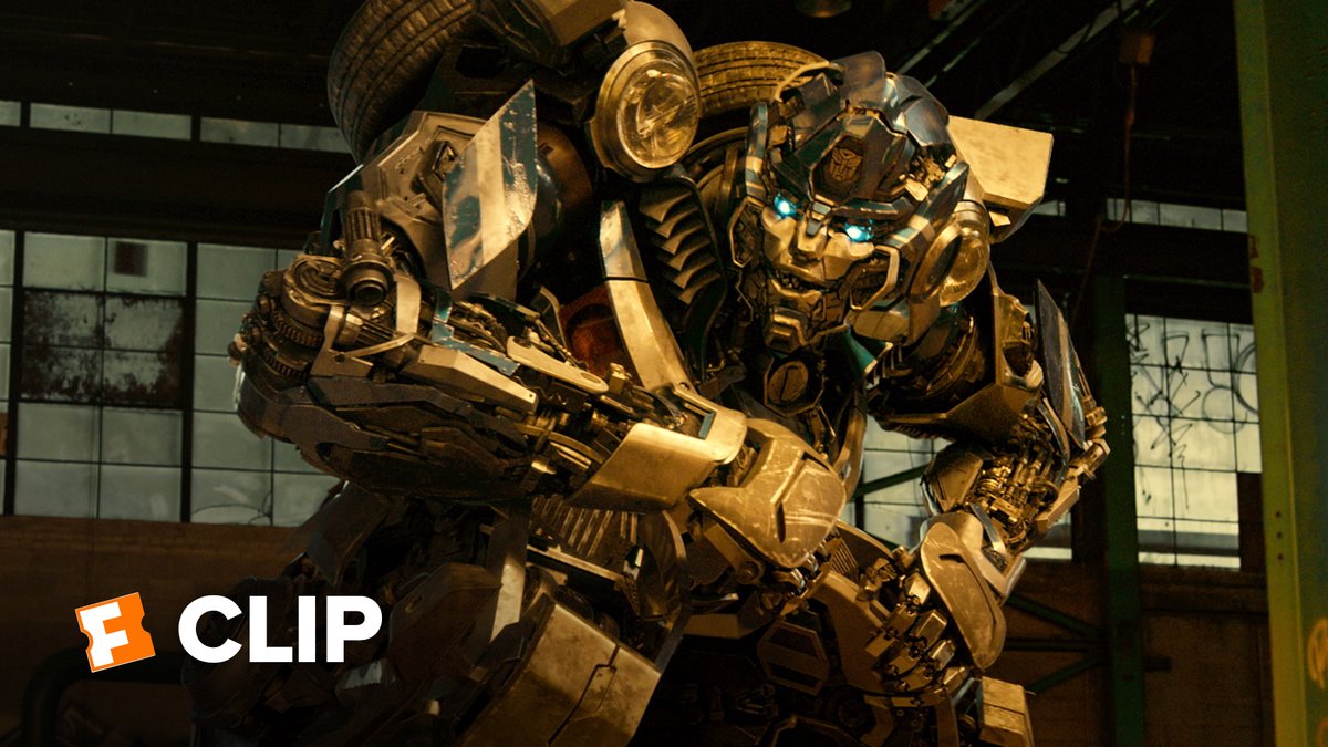 Brand new ROTB Clip!!!! AHHHH I LOVE MIRAGE. And OMG Arcee's Transformation is DOPE!