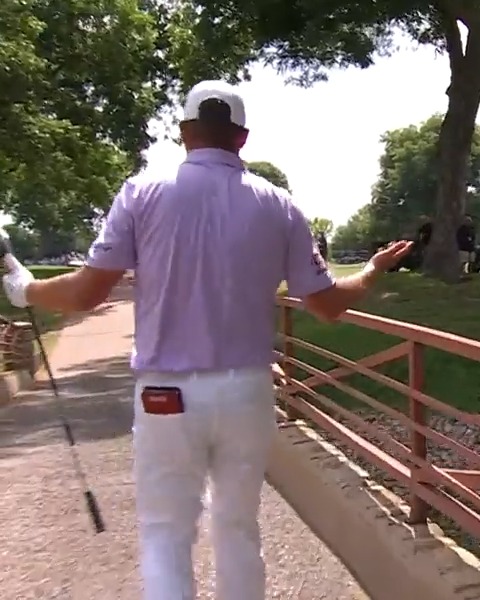 Block from the ... bridge?! Ridiculous touch from Michael Block to avoid disaster. (Presented by CDW Corporation)
