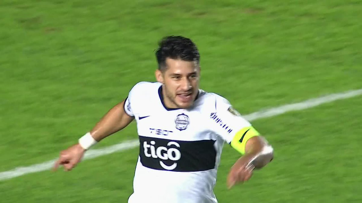 💥 Iván Arturo Torres Riveros y la apertura del marcador en Santa Fe, Argentina. #OlimpiaMiOrgullo ⚪️⚫️⚪️