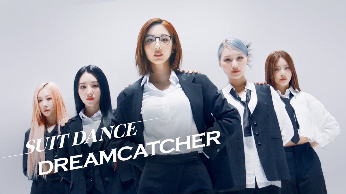 close. to #Dreamcatcher #드림캐쳐 와 전 세계의 인썸니아에게 한걸음 더 다가가려고 합니다. 일단 오늘은 #수트댄스 부터 받아주세요💝 #BONVOYAGE 드림캐쳐 Dreamcatcher #SuitDance 👉
