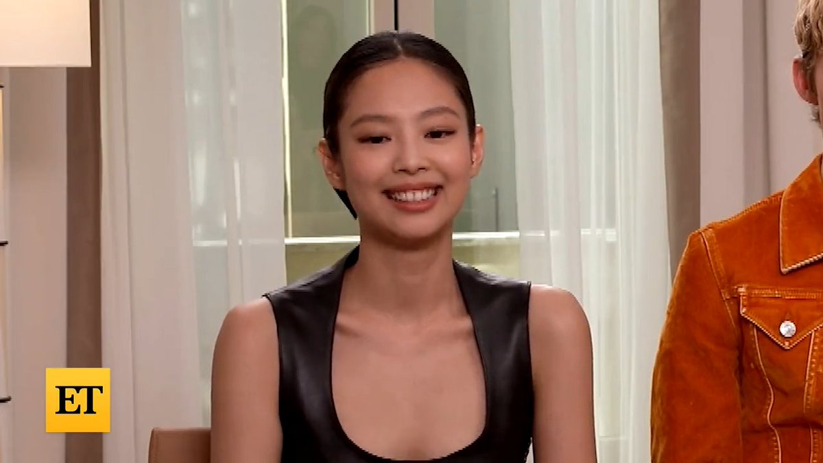 Jennie reveals the advice she gave Lily-Rose Depp on how to tap into her inner popstar for #TheIdol.