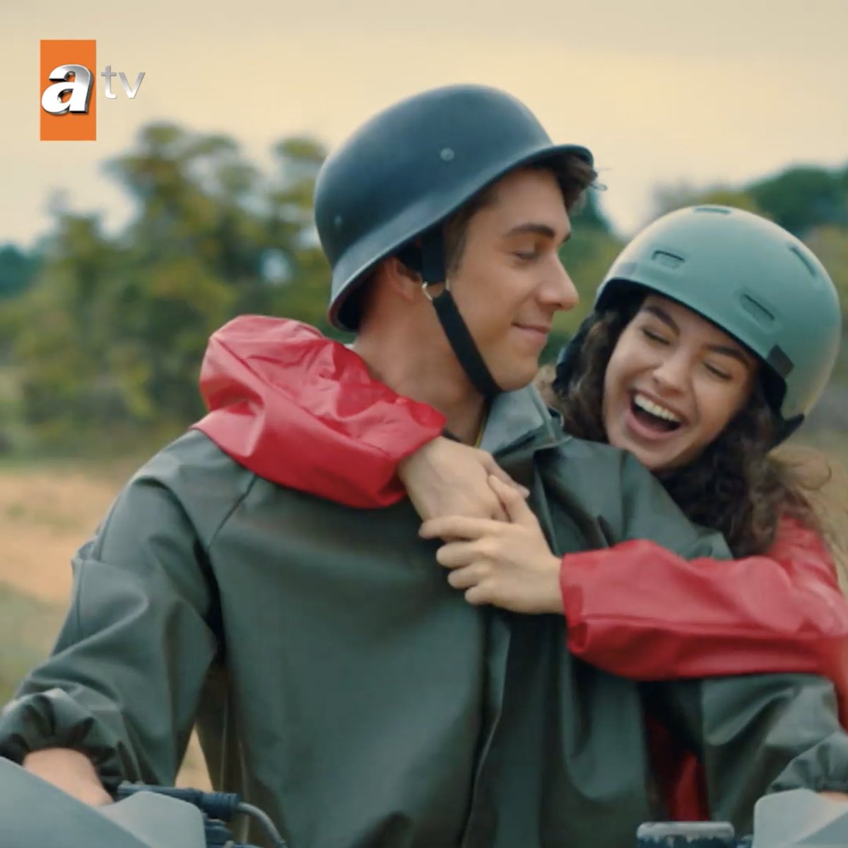 #AsDor’dan aşk dolu anlar ❤ Kardeşlerim yeni bölümüyle bu akşam 20.00’de atv’de ✨ #Kardeşlerim atv