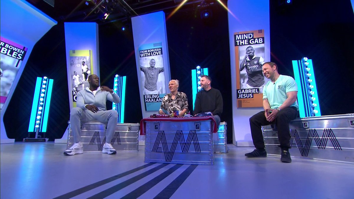 🗣️ "Your not a good footballer but your a good singer!" 🤣 Jimmy Bullard's brutal review of Stormzy's performance in the JAR