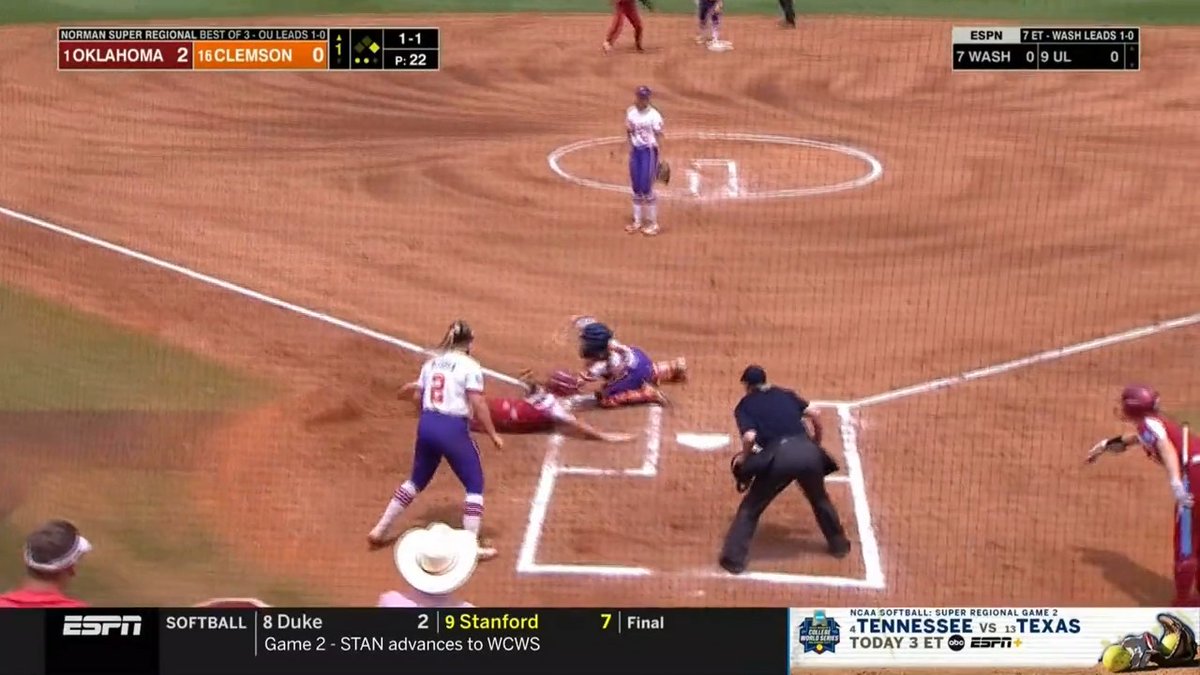 This Tiger defense is insane! 🤯 #RoadToWCWS x 🎥 ESPN / Clemson Softball 🥎