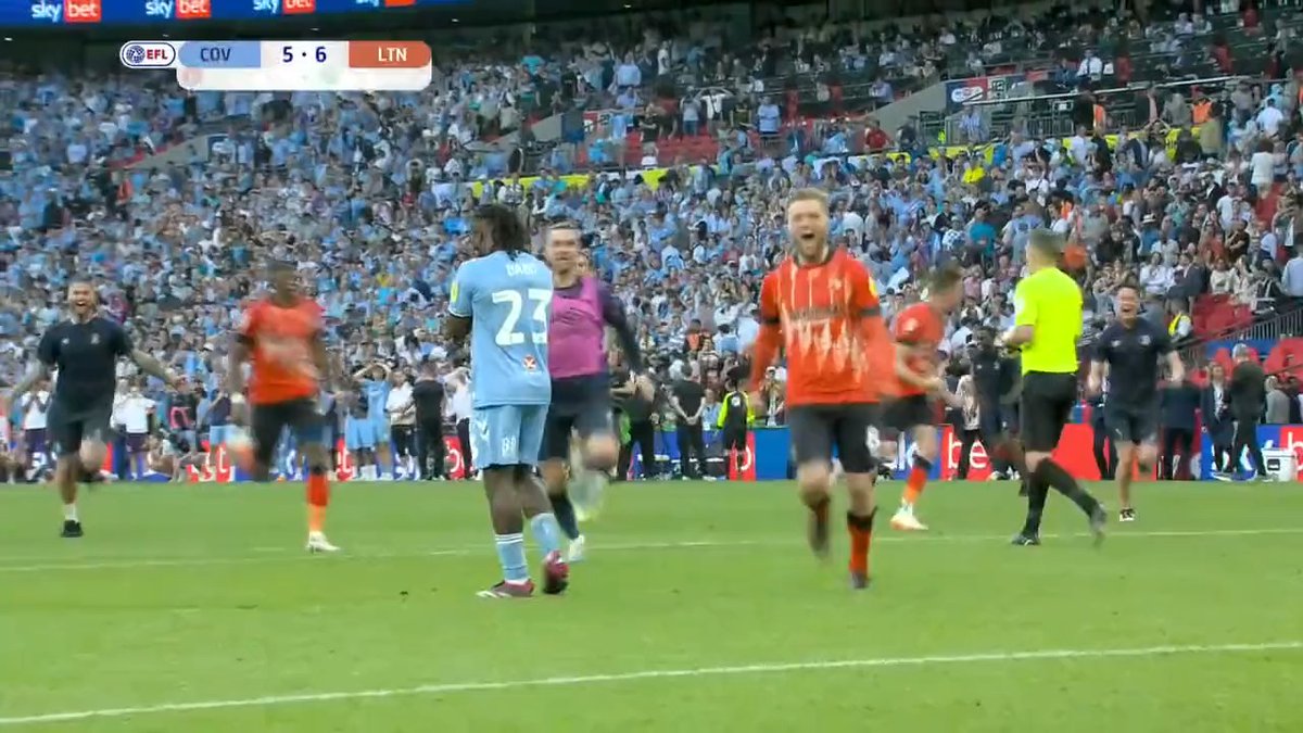 "LUTON TOWN WILL BE A PREMIER LEAGUE CLUB NEXT SEASON!" The moment the club secured promotion at Wembley 😱