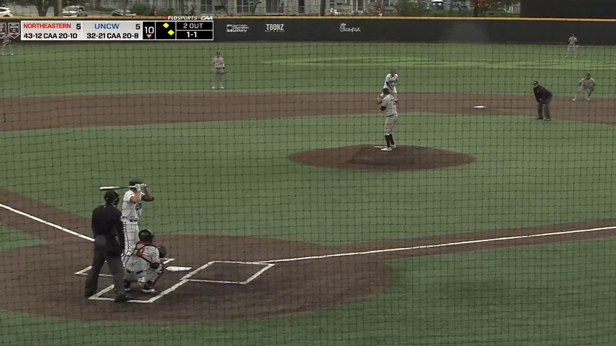 Wow. what an ending UNCW Baseball gets a 6-5 win in 10 innings #CAAChamps | ⚾️ x 🏆