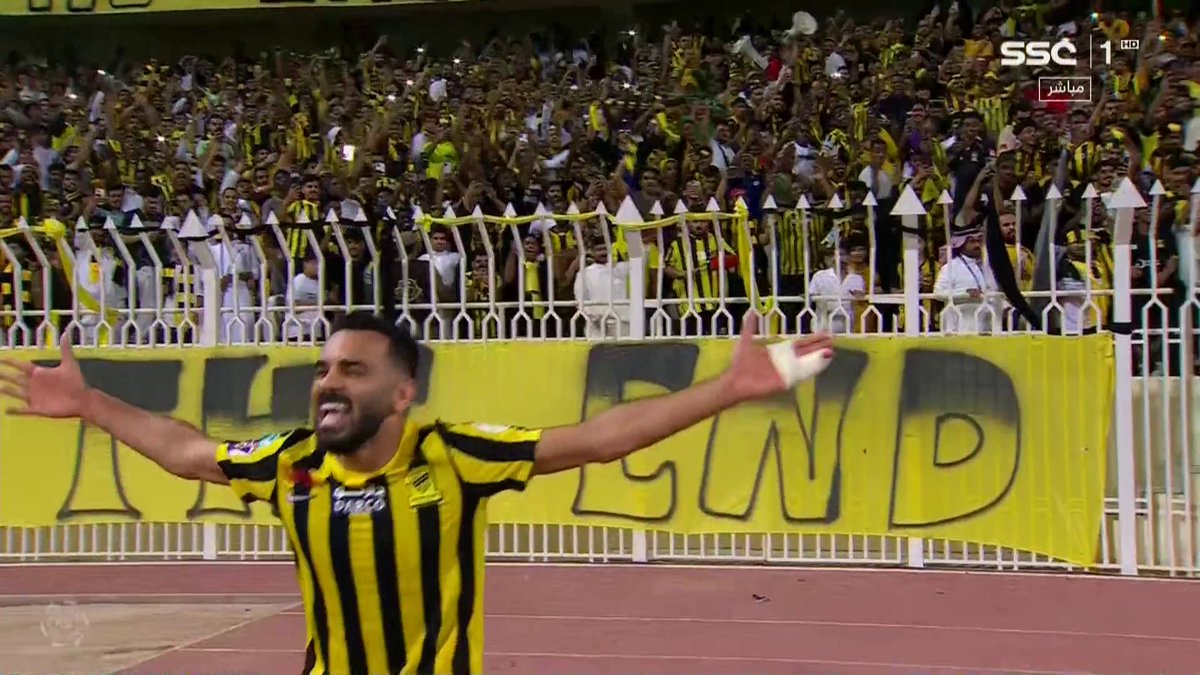 ” الدوري وصل إلى جدّة ، ولن يذهب لغير الإتحاد” 🐅🔥🥇🏆💛”. ألف مبروووووووووك لنادي الإتحاد وجماهيره الحصول على -دوري روشن السعودي- وضمان المشاركة في كأس العالم للأندية .. تستاهلون الفرح يا جماهير الذهب 🏆 #الاتحاد_الفيحاء