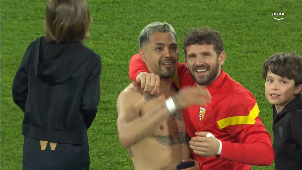 Facundo Medina finit en larmes. 🥲 Lens est en Ligue des Champions. 🤩 🎥 Prime Video Sport France