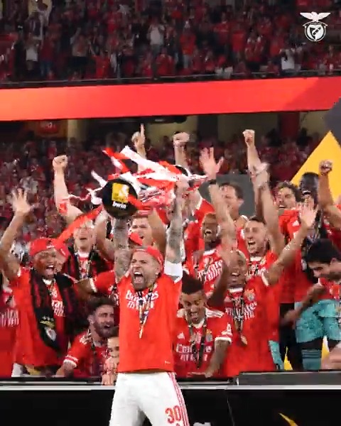 🏆 ISTO É O 𝐁𝐄𝐍𝐅𝐈𝐂𝐀!!!!!!! 🙌🙌🙌🙌🙌🙌🙌🙌🙌🙌🙌🙌 #CAMP38ES • #EuAmoOBenfica