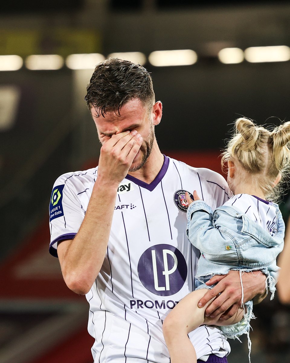 Rentrons, il commence à pleuvoir… 🥺 Brecht, Branco, Max, Stijn… Merci, vous êtes des légendes ! #DeboutToujours 😈