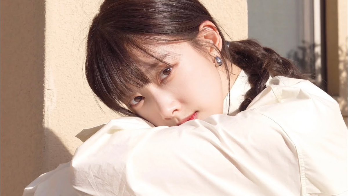 EUNICE (DIA) has made her solo debut with her self-written song 'BLUE ROS3 (Miracle)' 💙