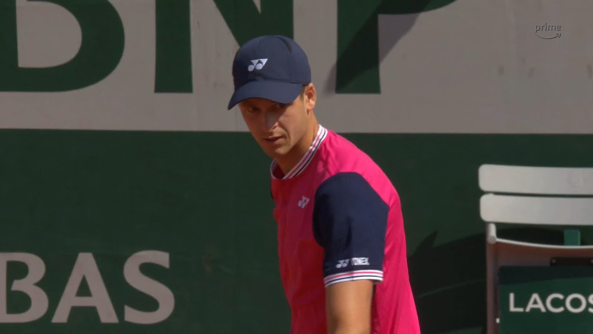 👀 RETROUVAILLES ! 🎾 Les hostilités débutent à RG ! La tête de série n°13 Hubert Hurkacz 🇵🇱 affronte le Belge David Goffin 🇧🇪 pour un remake du 3️⃣e tour de l’an passé. Roland-Garros I #RGsurPrime