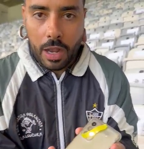🏟️ Hoje tem mosaico! 🏴🏳️ Quando as luzes se apagarem é a Massa que vai brilhar! Se liga nas instruções do Thiago SCAP e bora fazer mais uma festa incrível! 👇🏽