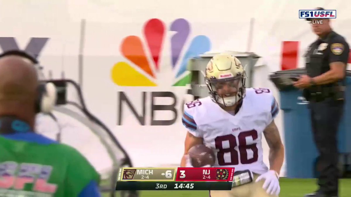 It was called back due to a holding penalty, but this kick return was CRAZY 😳