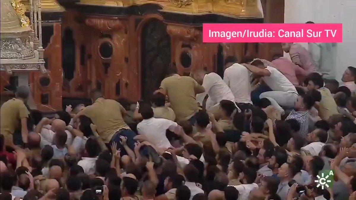 🔴Os leemos: ¿Qué opináis del salto a la reja sin que llegase el Simpecado de la Hdad Matriz de Almonte? #ElRocio23