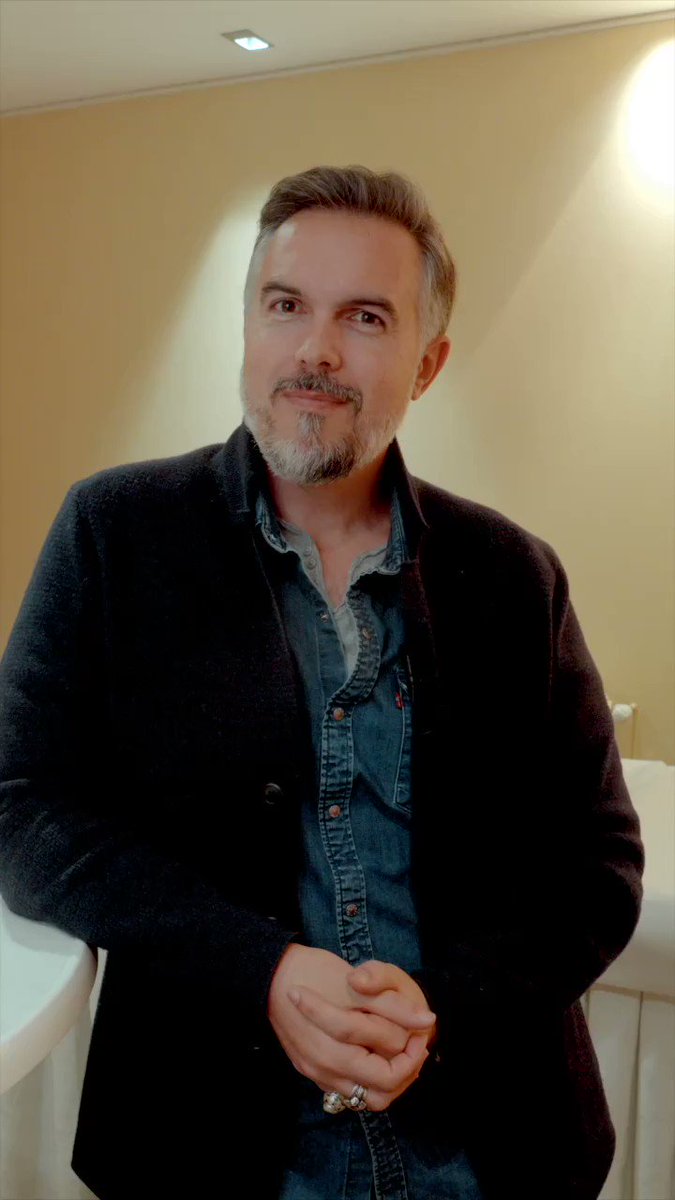 Qu'est-ce qui peut bien effrayer un maître de la peur ? 🤔 Nous avons posé quelques questions à Maxime Chattam à l'occasion de la rencontre "Lire à se faire peur" avec Bernard Minier et Franck Thilliez au Furet du Nord. 📚 Découvrez le replay 👉 #pocket