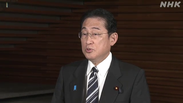【速報】 政府は、岸田総理大臣の長男の翔太郎秘書官が来月1日付けで辞職すると発表しました 翔太郎氏をめぐっては、去年の年末に総理大臣公邸で親戚と忘年会を開き、写真撮影をしていたことで批判され、岸田総理大臣から厳重注意を受けていました #nhk_video
