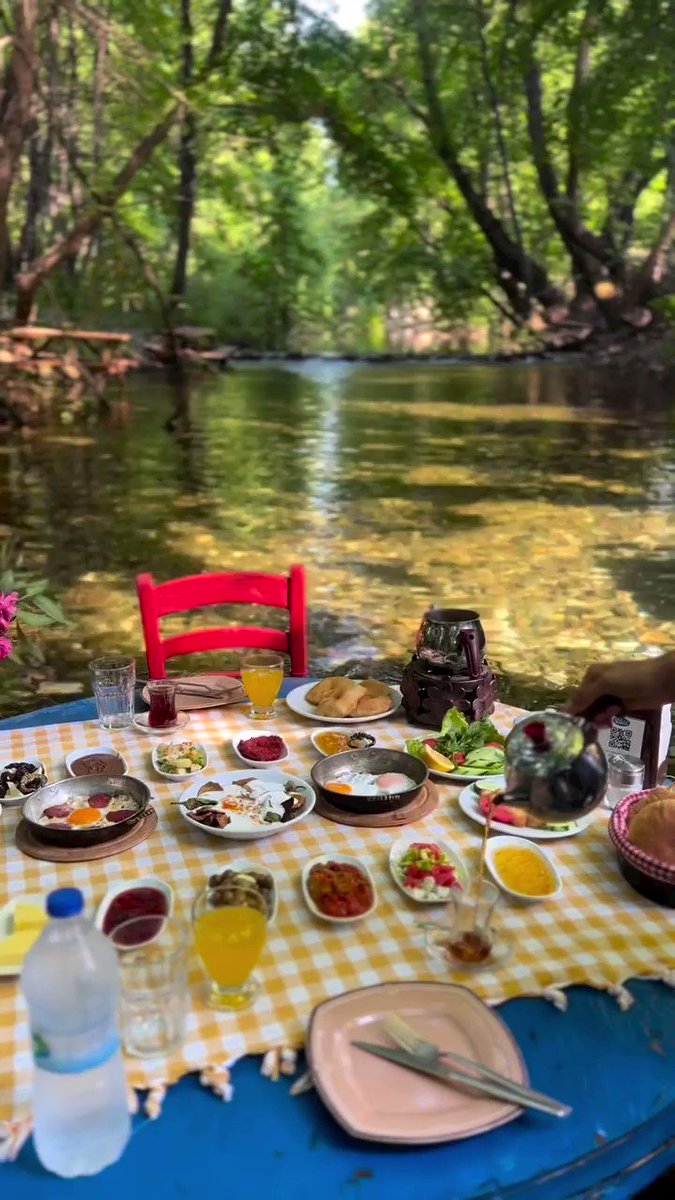 "Seninle şurada kahvaltı" dediğin arkadaşını etiketle 🍳☕ 📍Marmaris, Muğla 😍 CR: avludere 🙏👏