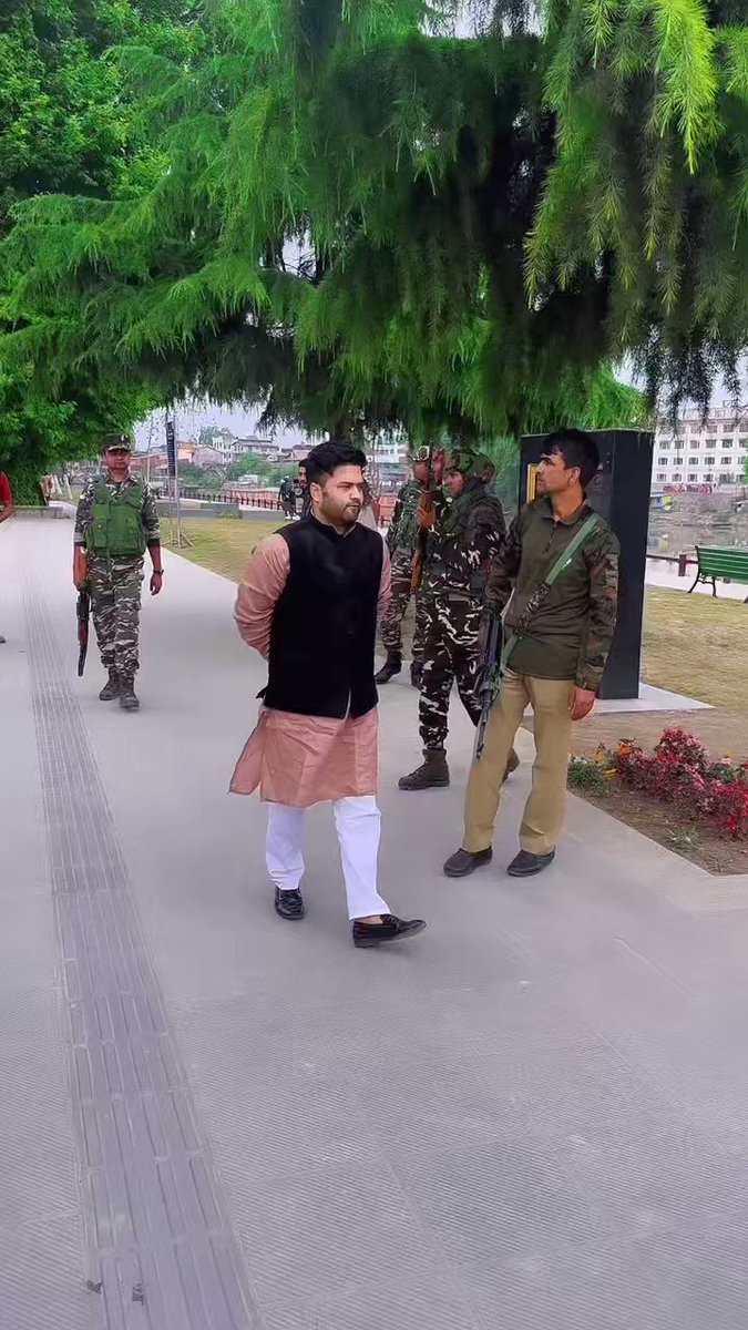 Prime Minister Narendra Modi Ji has changed the situation in J&amp;K. Modi Ji has made development here today. The situation here is absolutely better. tourists are coming in crores and are roaming everywhere without any fear and without any worry. Thank you Narendra Modi ji.