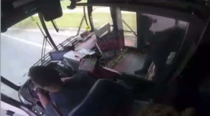 😳 This happened in Charlotte when a young guy approached the bus driver with a gun