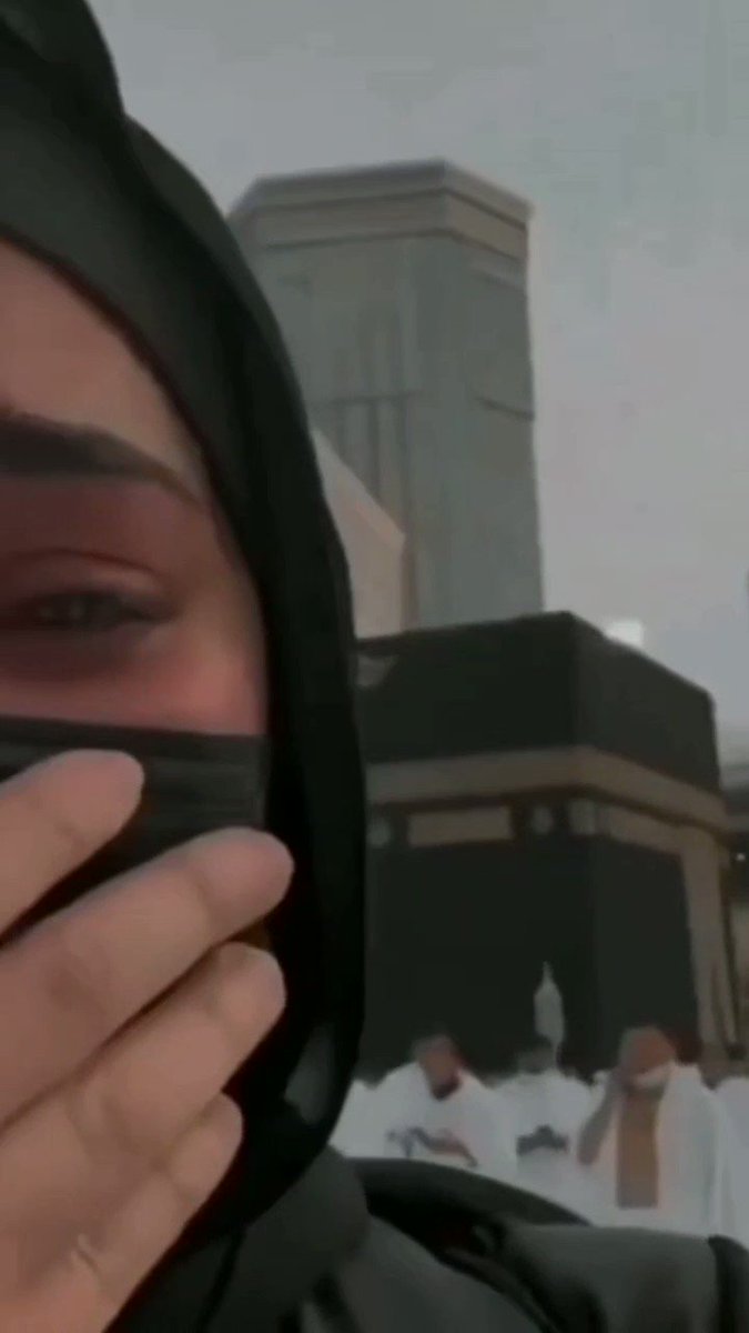 - korkuyorum üstadım, ahir zamanda imanımı kurtaramamaktan korkuyorum.; "Korkma zübeyir, titre!"