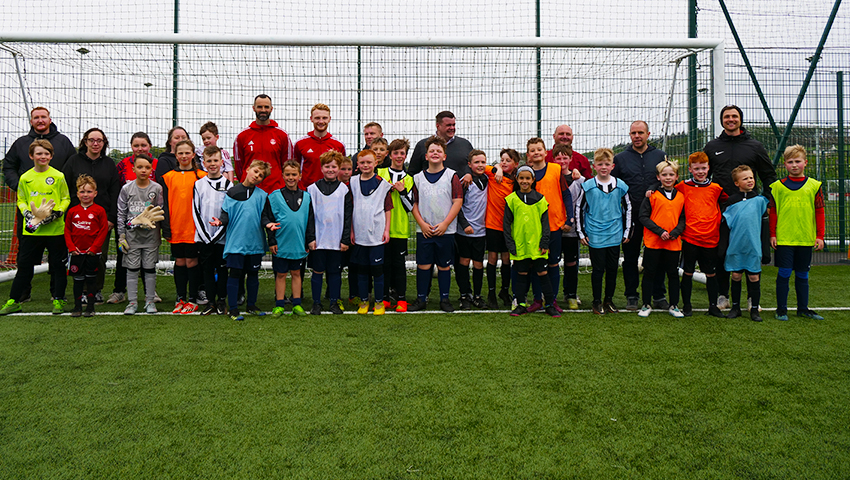 ✔ Joined our free AberDNA Junior Membership ✔ Travelled on the team bus ✔ Trained with the players Watch Kincorth Emirates' special day out at Cormack Park earlier this month...