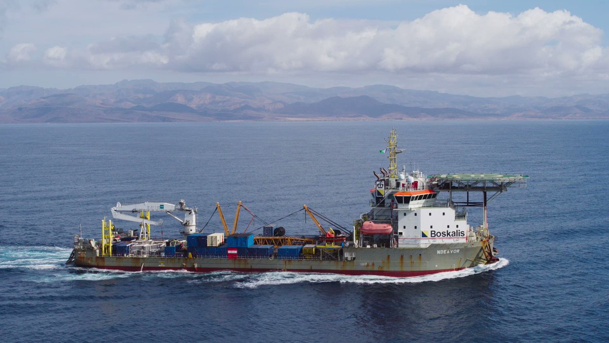 This morning Boskalis’ vessel Ndeavor left Djibouti and set sail for Yemen where it will be deployed for the FSO Safer oil transfer operation. Upon arrival at the FSO Safer, the next phase of the salvage operation will commence. Further updates to follow.