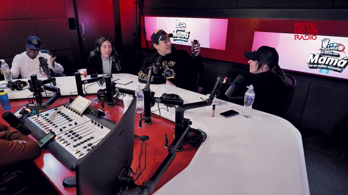 La reacción de Vitaly Sánchez ante el retiro de Santiago Matías y posible fin de Alofoke Radio Show: ¿qué le recomiendas? 😱 #EstoNoEsRadio
