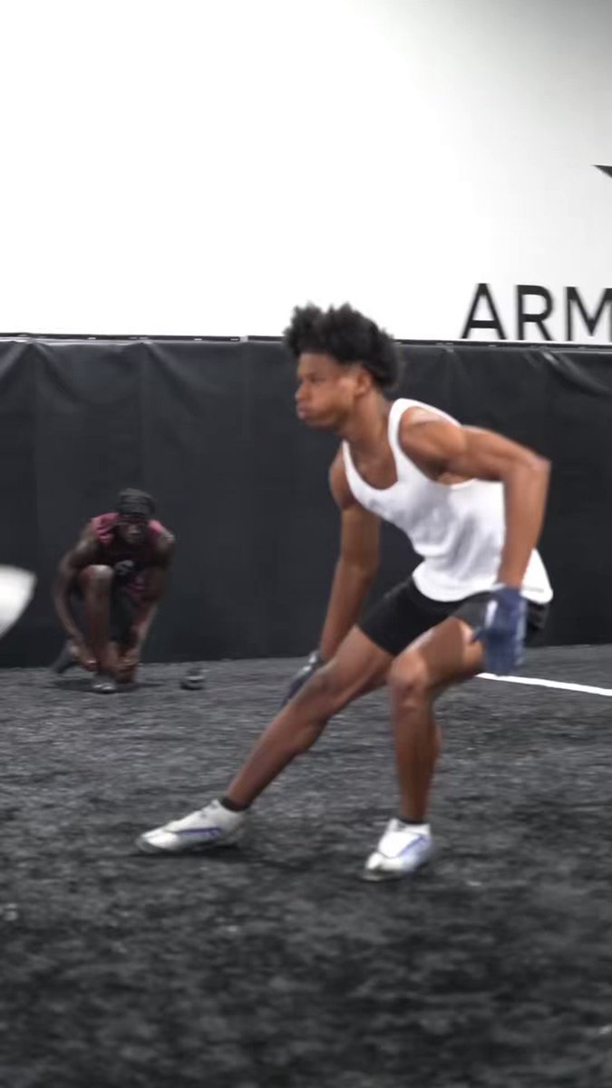NEXT LEVEL DB DEVELOPMENT AT Armed Sports® . DONT MISS THE NEXT TIME TO GET WORK IN THE TRAP ! Derrick Blaylock x Jalil Johnson . GUARANTEE THIS ENVIRONMENT IS UNMATCHED AND YOU WILL WALK AWAY BETTER! #pick6sixx #houston_dbu