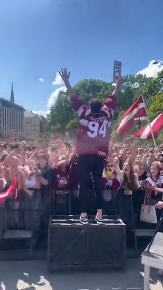 What a welcome for the Latvian hero 🇱🇻 🎥: Kristians Rubins
