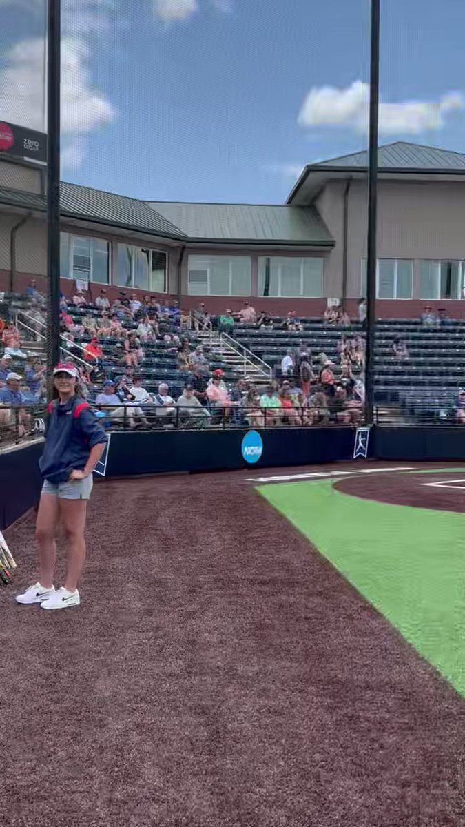 A Tradition unlike any other ! The fastest and Fan-Friendliest Lineup Card retriever in the Nation ~ 🗣️ #Wiiiiiick