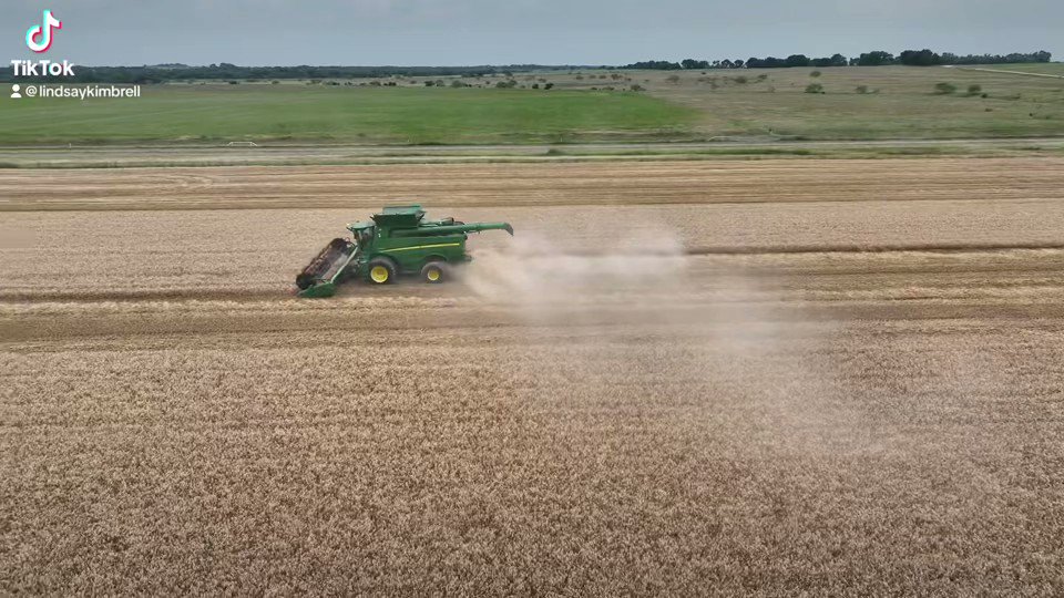 Got started on wheat harvest here! Little later than usual, have to miss that brutal hessian fly that’s become a thing here now.