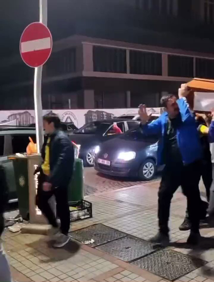 Çok değişik milletiz 😂