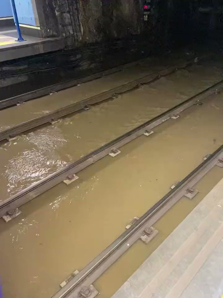 Ayer, mayoría absoluta del PP en Madrid. Hoy, la línea 7 del Metro de Madrid: