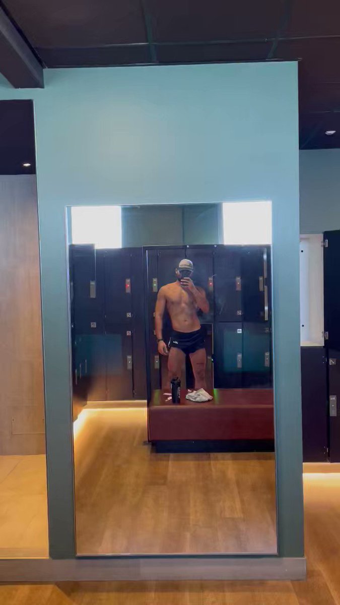 No matter if I’m a tall muscular dominant top, we all have a Britney Spears inside!