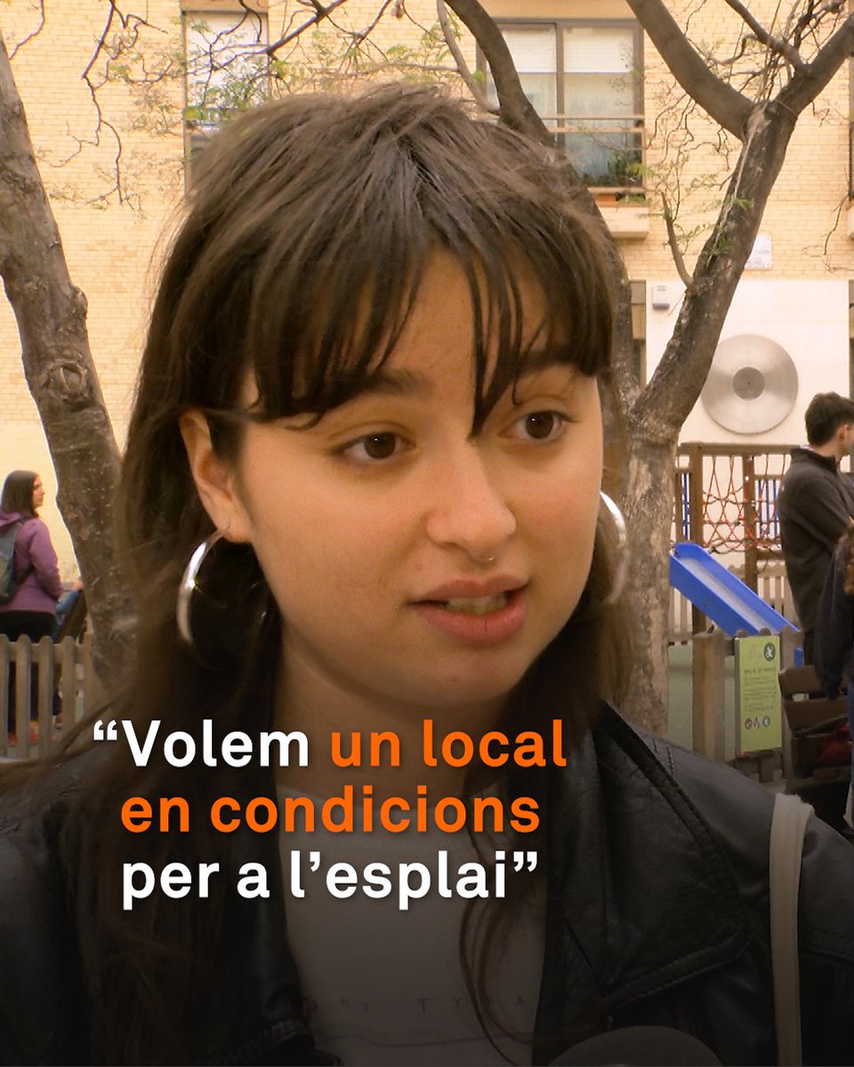 “Volem un local en condicions”. Esplais i caus laics de tot Catalunya denuncien que no tenen espais dignes on fer activitats amb els infants, ni tan sols quan plou o fa fred. Esplais Catalans (Esplac) no poden assumir els lloguers i demanen ajuda als ajuntaments.