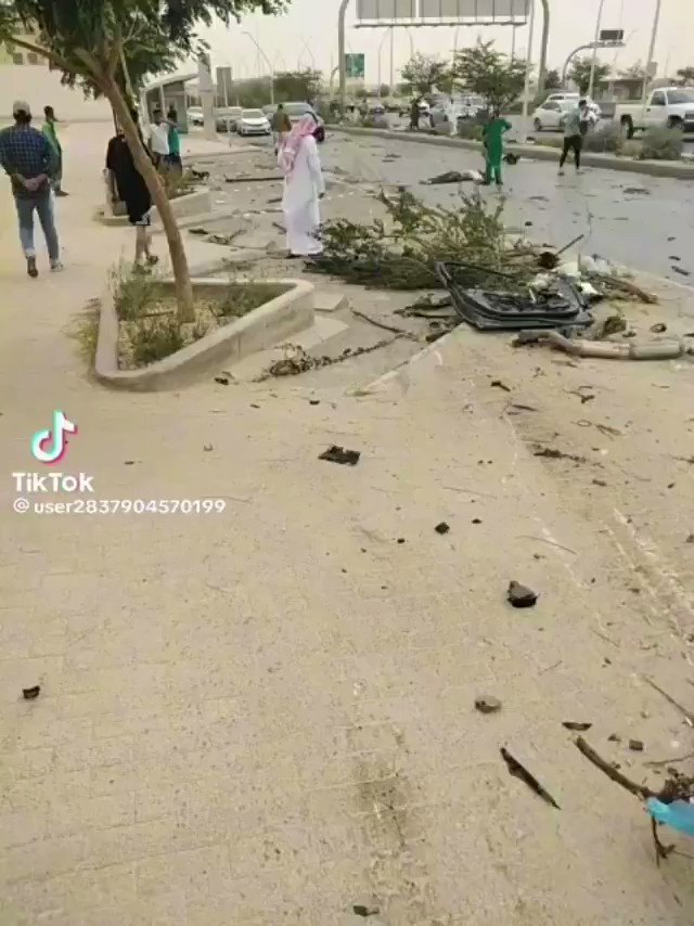 📌السرعة قاتلة/ من اكثر الحوادث الشنيعة التي وقعت في الرياض طريق ابوبكر مع طريق الثمامة الله يرحمه..