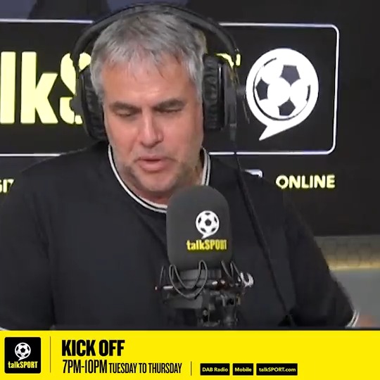 👀 “I think we were sometimes puzzled by their devotion to Marcelo Bielsa.” ❌ “From the outside, he never struck me as an inspirational figure…” Shaun Custis says he doesn’t fully understand #LUFC fans’ love of Marcelo Bielsa