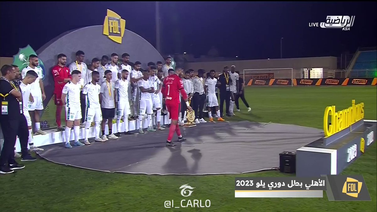 والله ضحك مو طبيعي